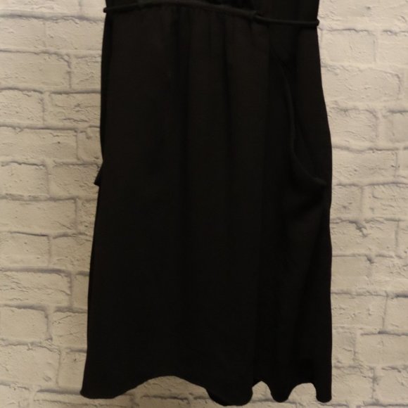 Aritzia Wilfred Little Black Dress Standard Adult Size XXS - Picture 3 of 3